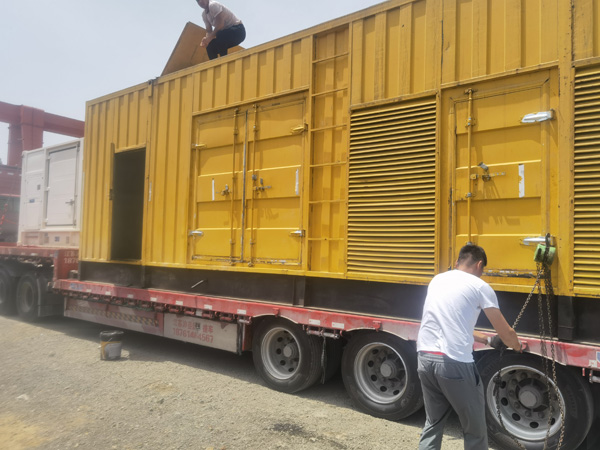 新罗除了负载情况和发动机维护,还有哪些因素会影响 200kw 柴油发电机的油耗?