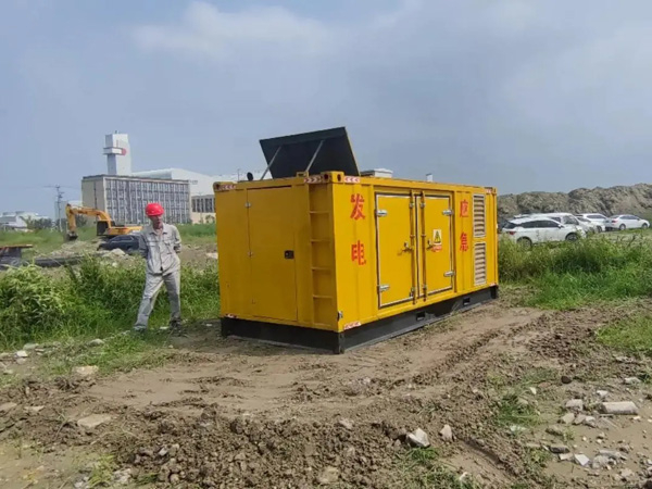 新罗200KW柴油发电机机组每小时的油耗量受哪些因素影响?